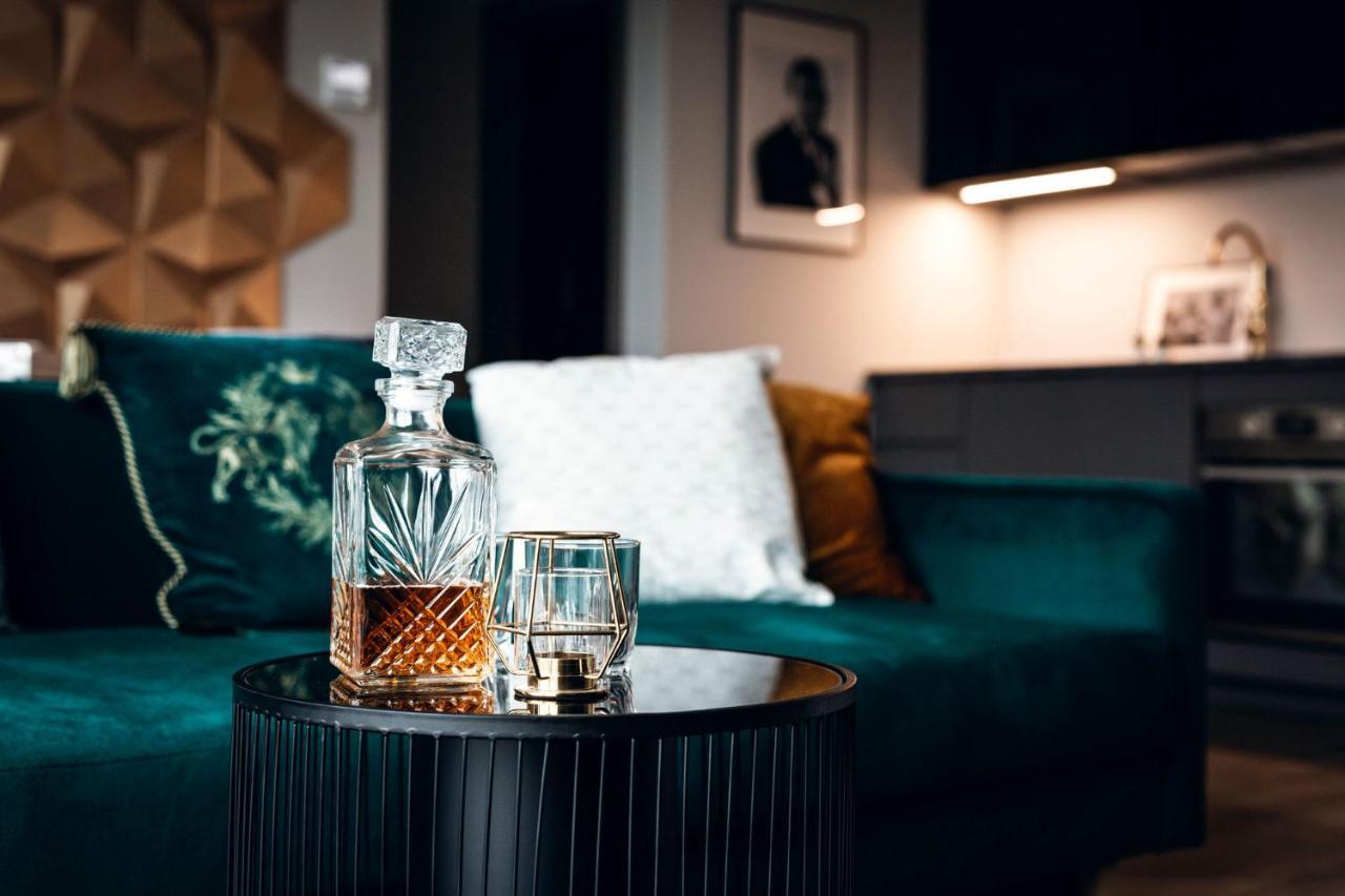 Brand New James Bond City Center Vilnius Ngoại thất bức ảnh