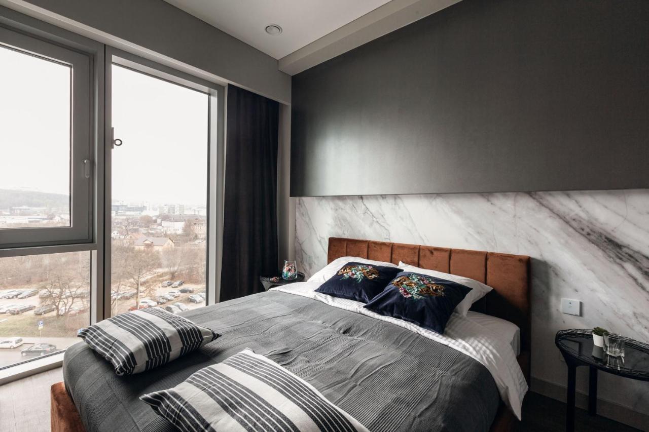 Brand New James Bond City Center Vilnius Ngoại thất bức ảnh